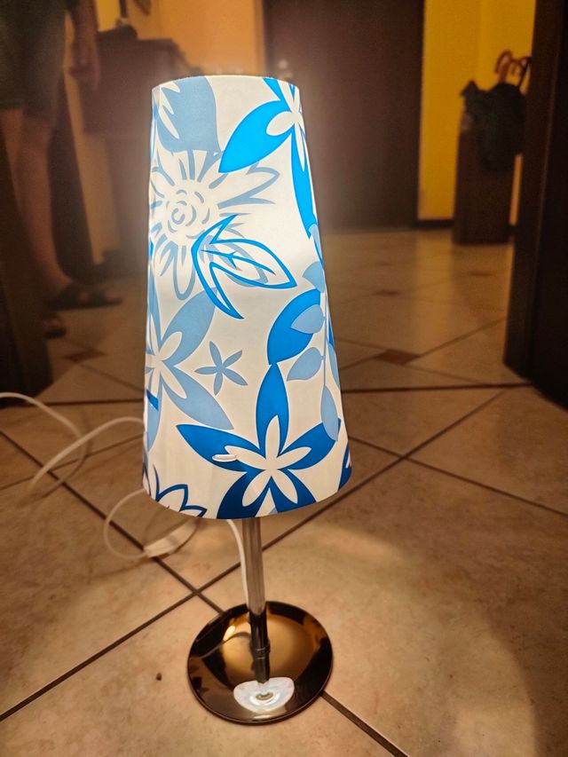 Lampada da tavolo