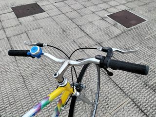 Bicicleta de carretera adaptada para uso en ciudad
