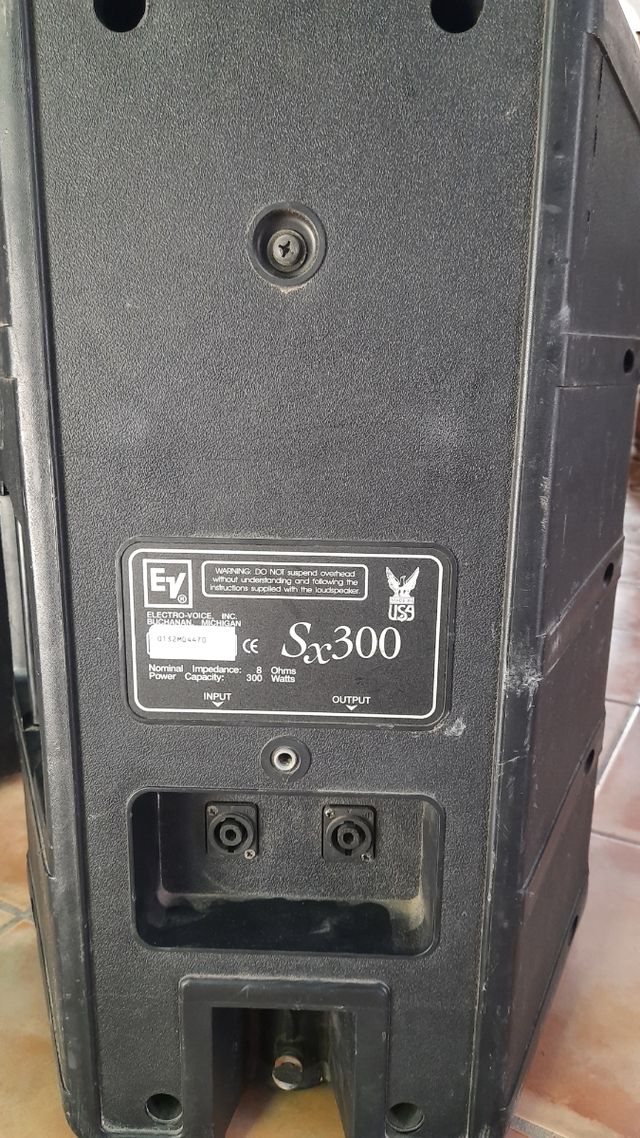 Electro Voice SX300 x 2