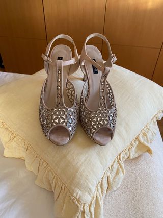 Zapatos de tacón con plataforma interior