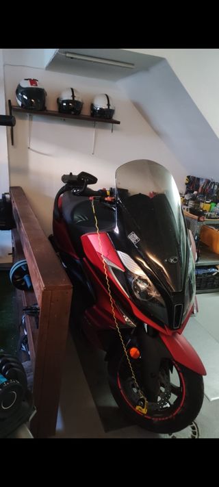 Kymco superdink 350i