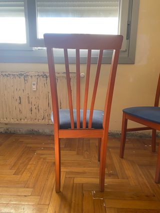 Mesa comedor con 4 sillas