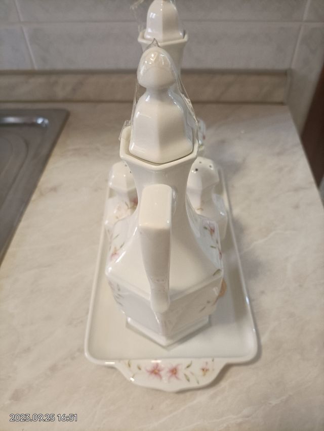 Set completo olio aceto sale pepe