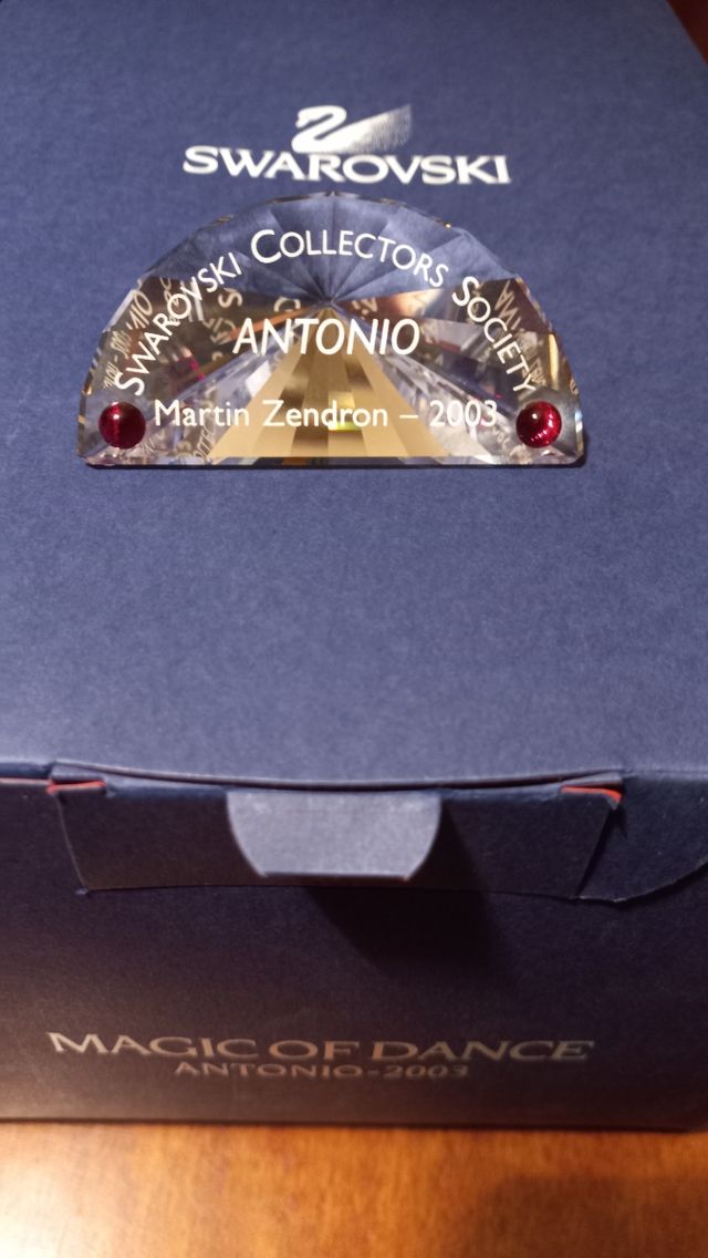 Antonio Swarovski con targa