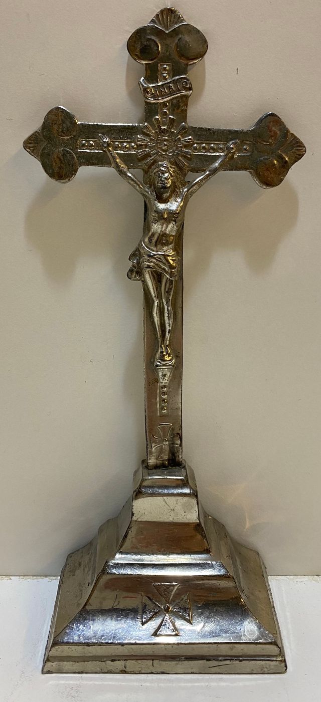 ICONO CRISTO DE PLOMO ANTIGUO de segunda mano por 29 EUR en Elx/Elche en  WALLAPOP, image size:640x1401