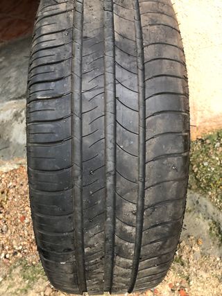 1 neumatico Michelin Energy Saver 205/60 R16” 92H