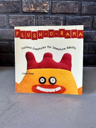 Libro di peluche e cucito " Plush-o-rama"