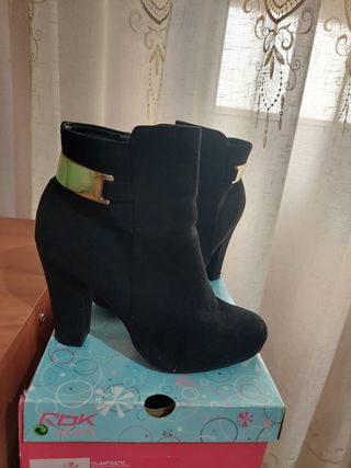 Botines negros