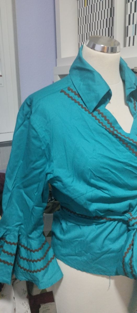 FLAMENCA/ SEVILLANA/ ROCIERA.  Camisa