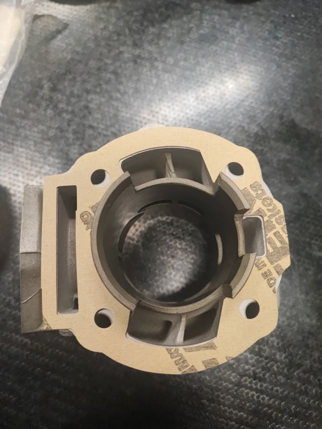 50 Juntas cilindro Derbi Piaggio