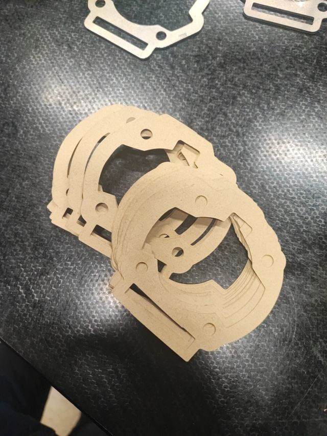 25 Juntas de cilindro derbi Piaggio