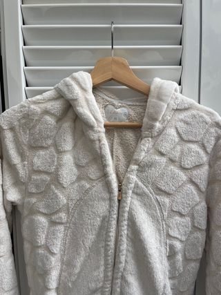 pijama polar con capucha de oveja entero talla XS