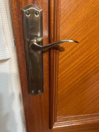 Cerradura puerta paso