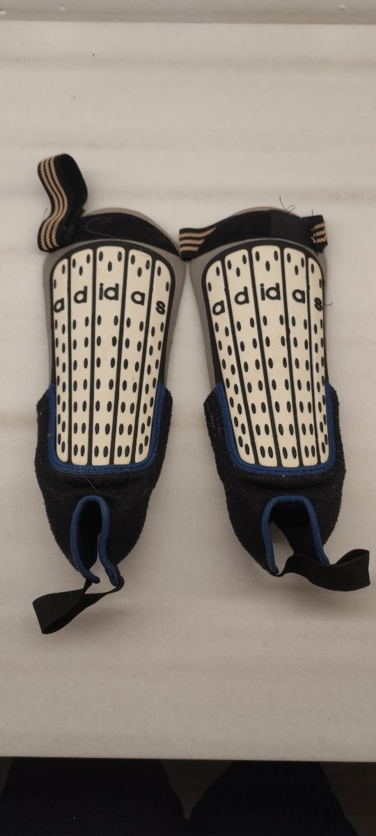 Espinilleras Adidas