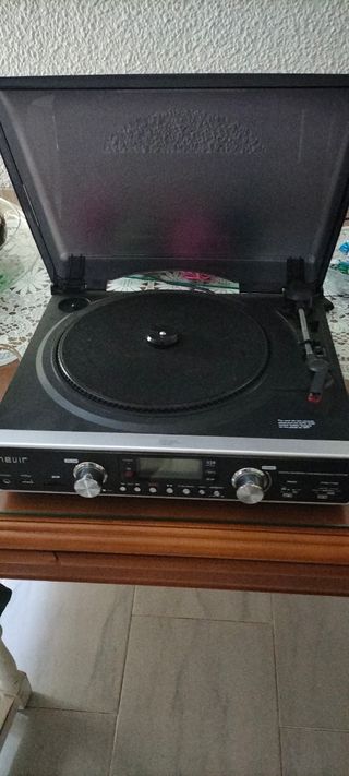 Toca discos con radio y USD