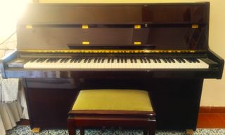 Piano vertical Samick