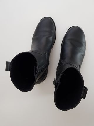 botín niña talla 35 Zara 