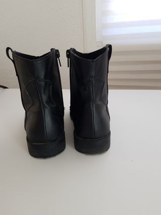 botín niña talla 35 Zara 