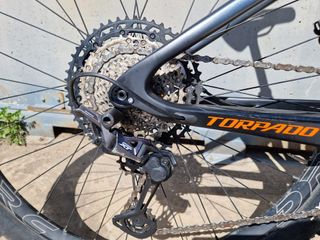 BICICLETA TORPADO MATADOR TALLA L AÑO 2022