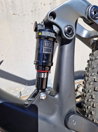 BICICLETA TORPADO MATADOR TALLA L AÑO 2022