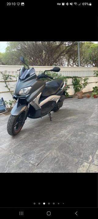 Yamaha XMax 125