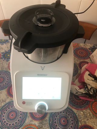 Robot de cocina Monsieur cuisine connect