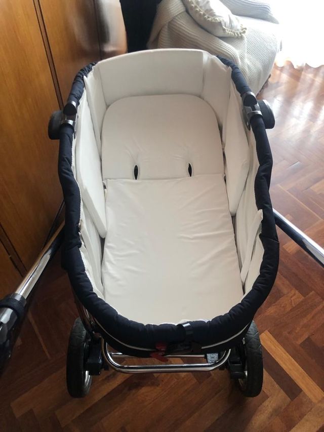 Urge venta de carro bebe trío bebecar