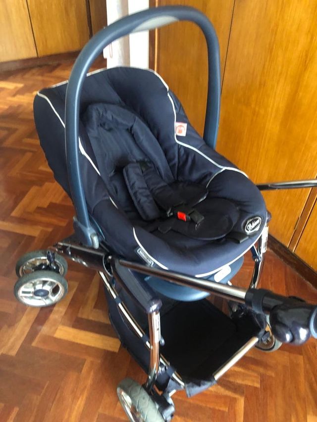 Urge venta de carro bebe trío bebecar