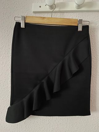 Falda volante cruzado color negro