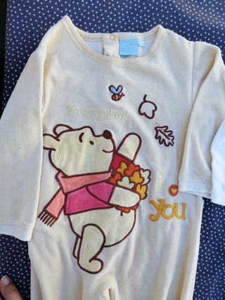Lote pijama y pelele 23 meses ,Disney. Niño /niña