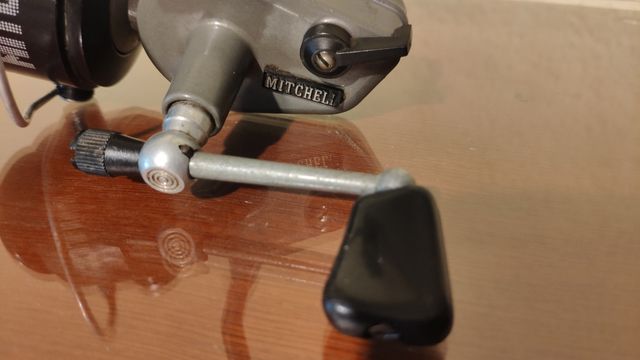 Antiguo carrete Mitchell 206 S 