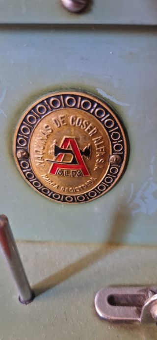 Máquina coser Alfa