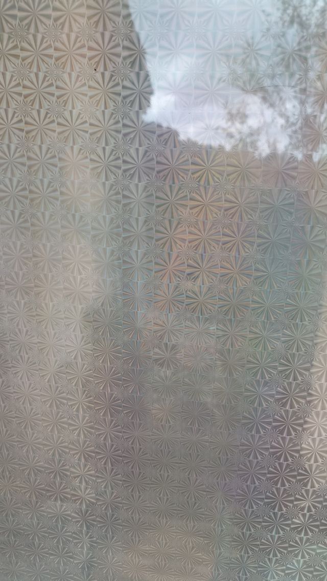 Cortina enrollable quita mosquitos quita sol