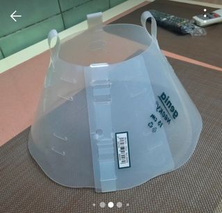 Lote 2 collares nuevos y 2 comedero buen estado