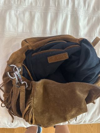 Bolso serraje marrón con flecos