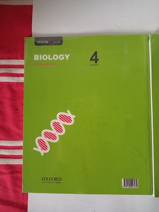 Libros Biología bilingüe 4