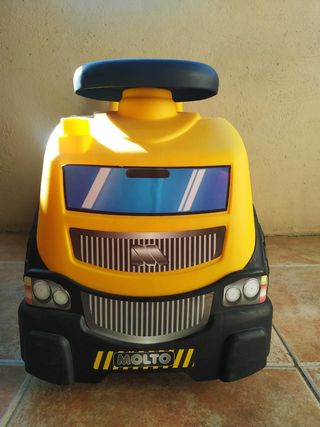 Camión Molto con piezas encajables
