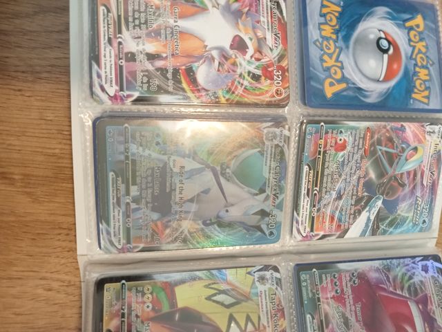 Cartas coleccionables Pokémon.