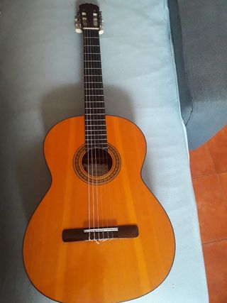 GUITARRA FLAMENCA