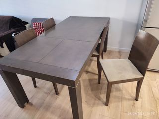 Mesa y sillas comedor