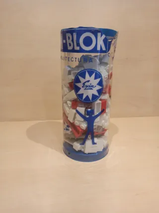 Exin Blok arquitectura.