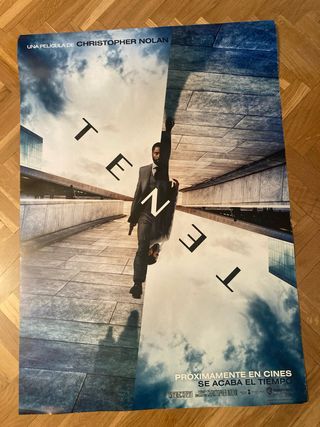 Poster cine TENET. Christopher Nolan