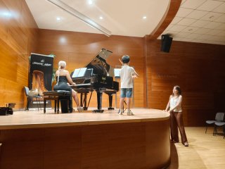 Clases de violín, piano y música