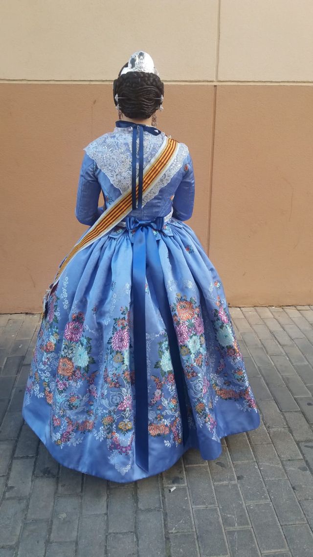 Traje de fallera