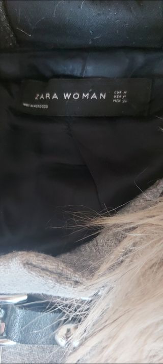 Chaqueta abrigo capucha pelo Zara