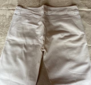 Pantalón vaquero blanco de campana muevo