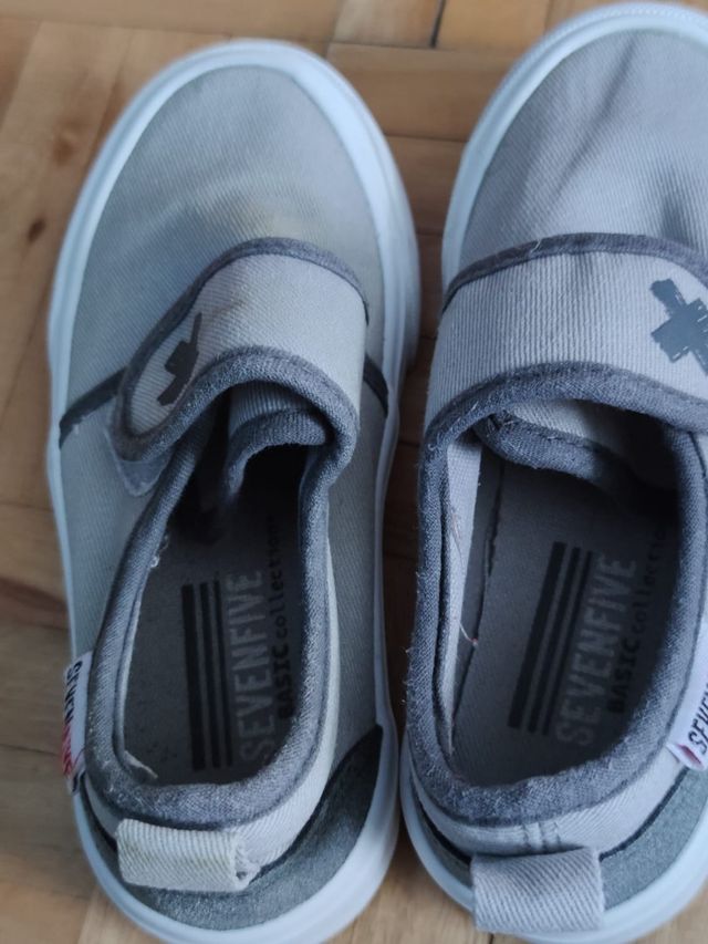 Zapatilla niño talla 26