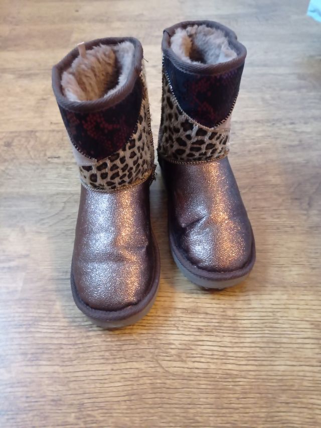 Botas de pelo niña talla 36