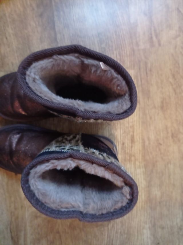 Botas de pelo niña talla 36