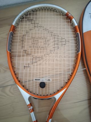 dos raquetas de tenis